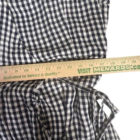 Abercrombie & Fitch black and white gingham wrap dress. L dress - Picture 13 of 16